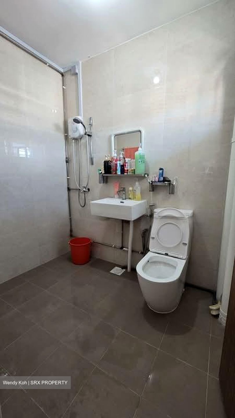 Blk 156 Yung Loh Road (Jurong West), HDB 5 Rooms #534408411